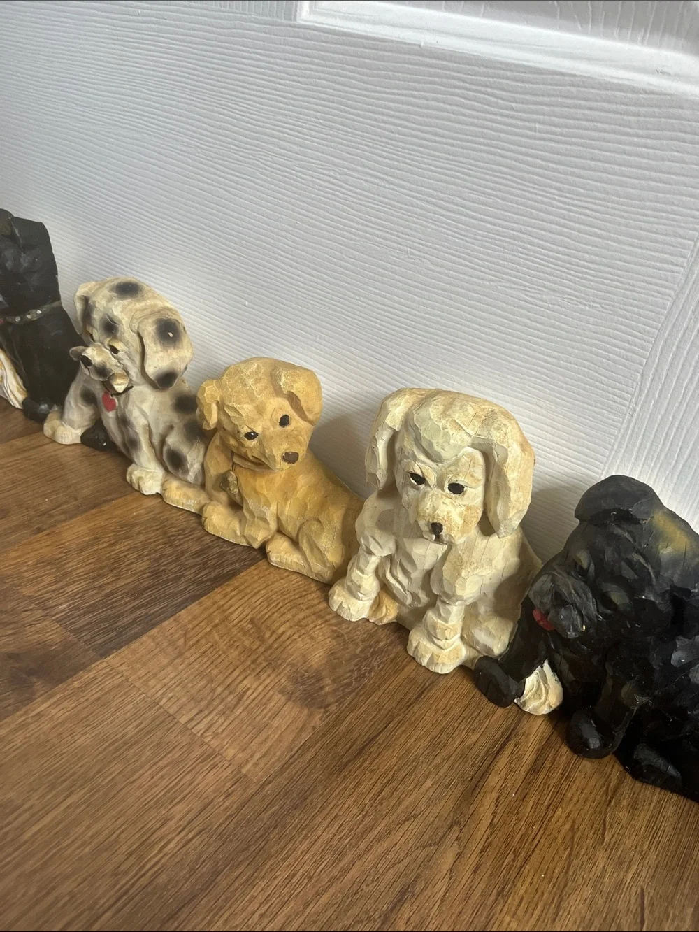 Decorative Dog Figurine for Wall or Shelf